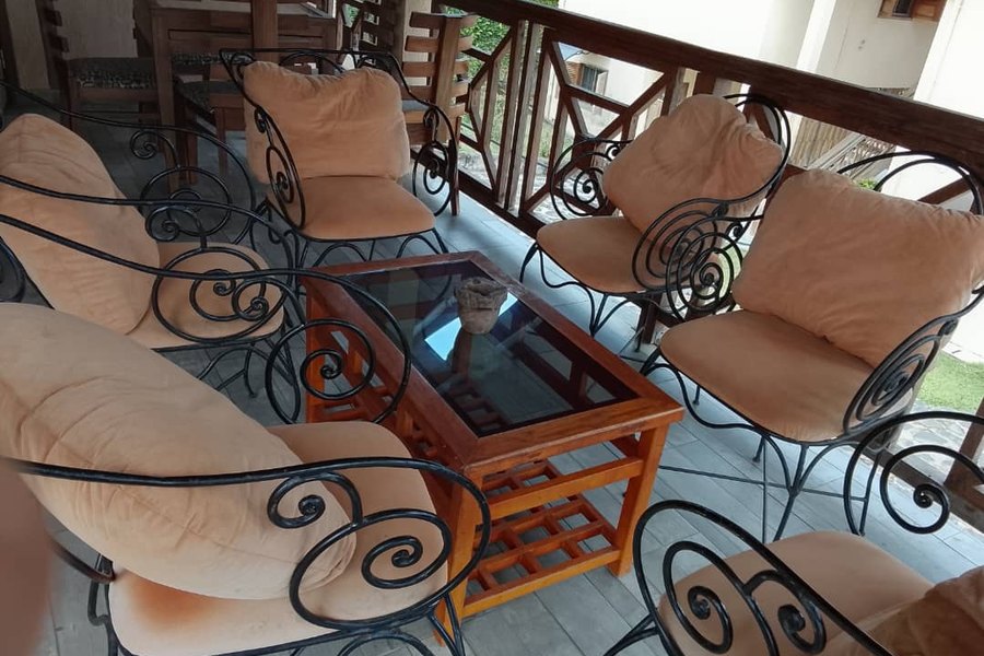La terrasse du bungalow Evo — Bungalow's Plaza, Kribi