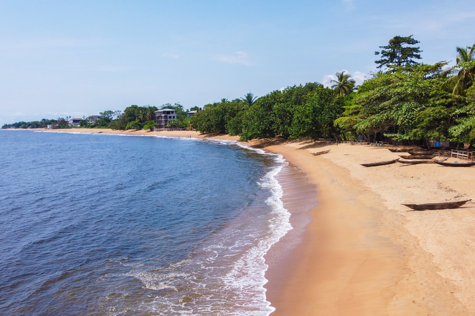 La plage de Kribi, face à Bungalow's Plaza